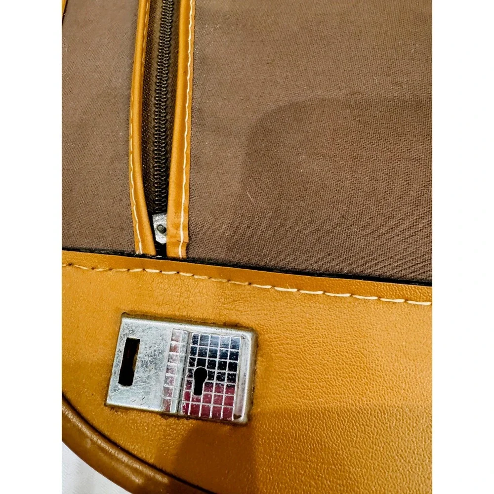 Vintage Flite-Line Carry On Suitcase Luggage Brown Tan 21